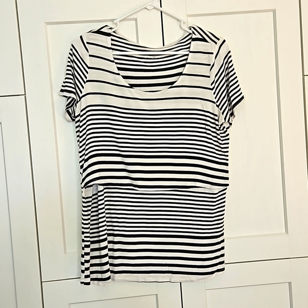 Motherhood Maternity Nursing striped top size Medium